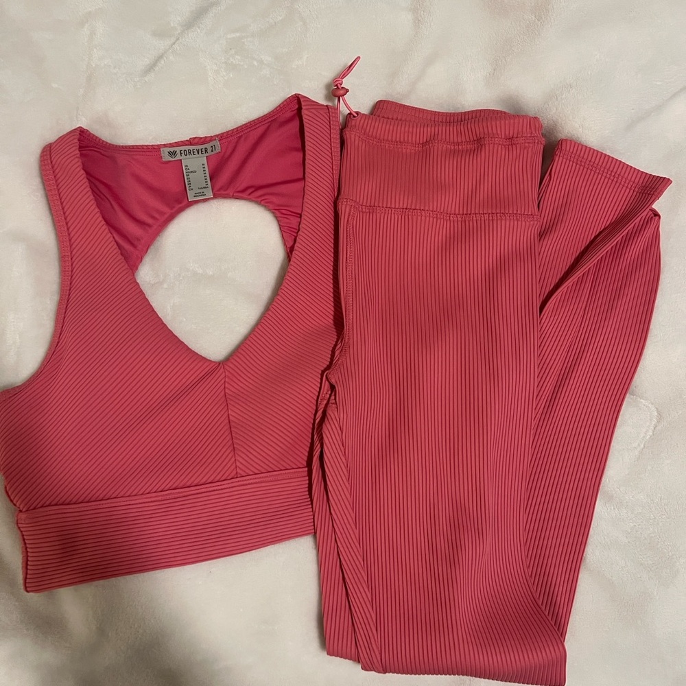 Pink workout set
